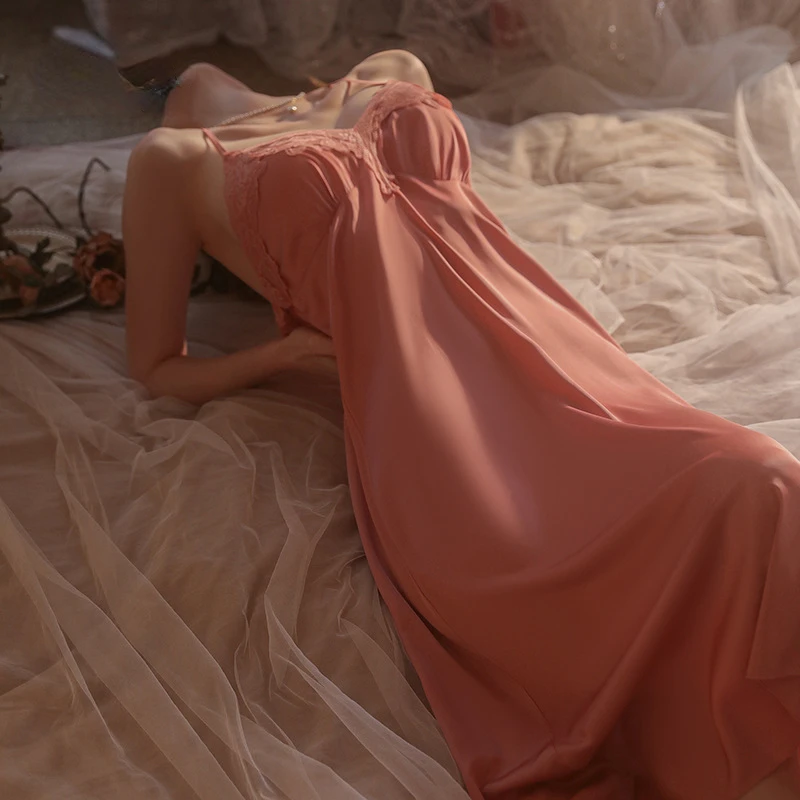 New Long Pajamas Nightgown Sexy Sleepwear Women Bride Backless Night Dress Wedding Nightwear Lace Temptation Sling Homewear
