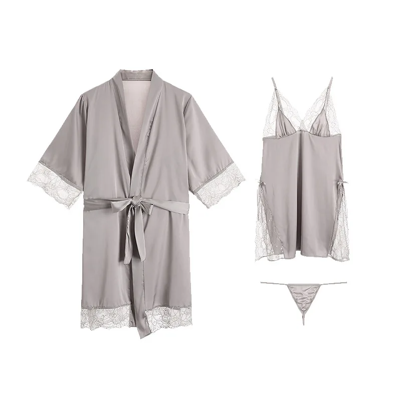 Рисунок 6 - Женская пижама с рукавом до локтя