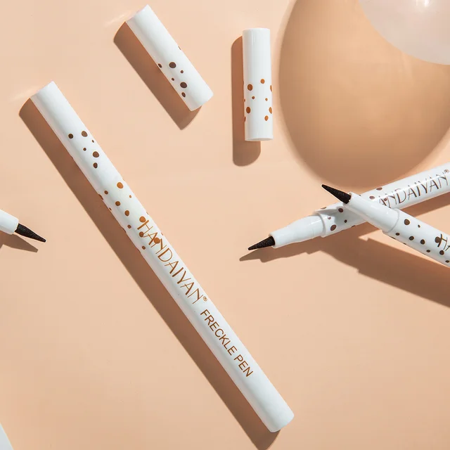 Create lifelike freckles with the Natural Freckle Pen