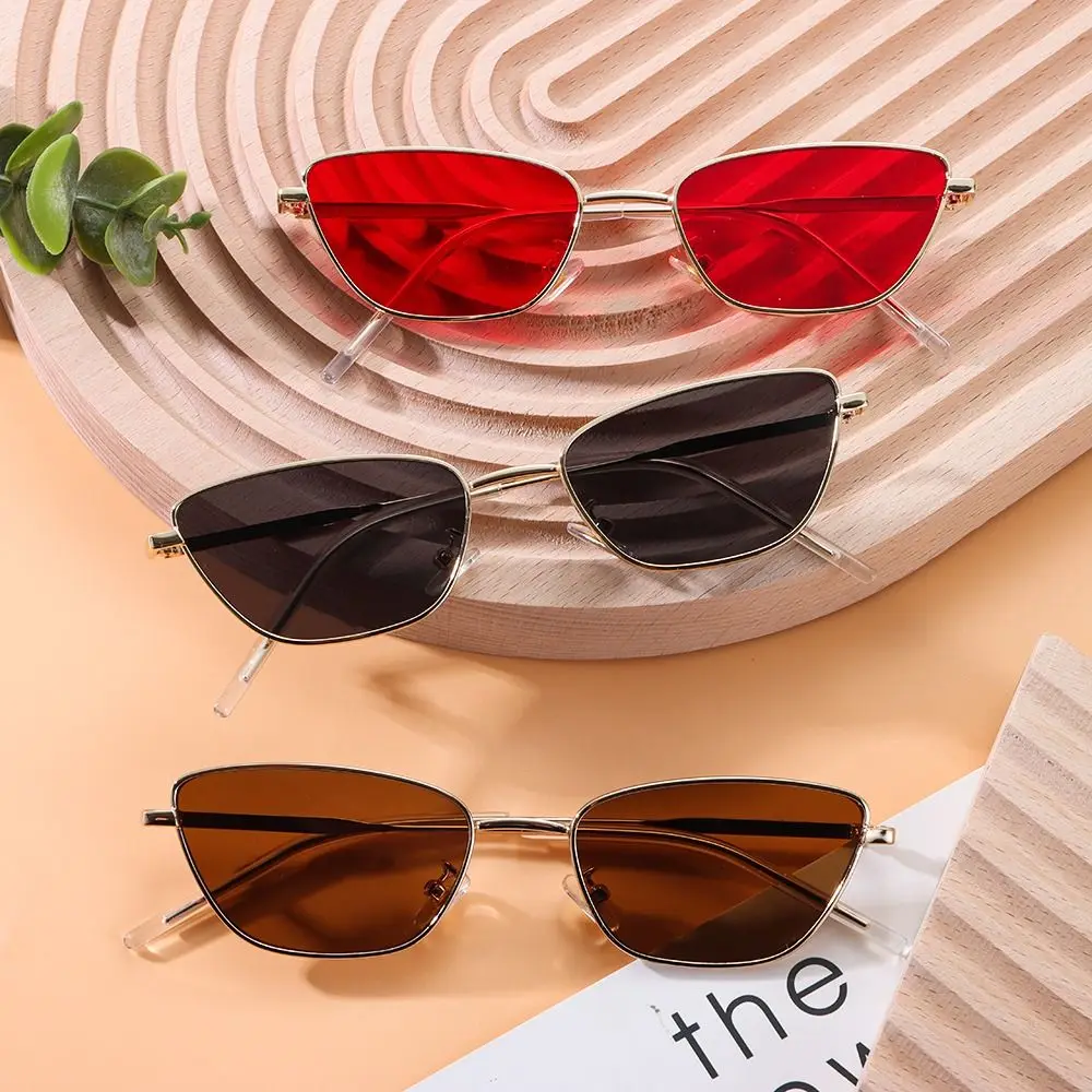 

Trendy Eyeglasses Men Women Metal Small Sunglasses Shades Cat Eye Sun Glasses