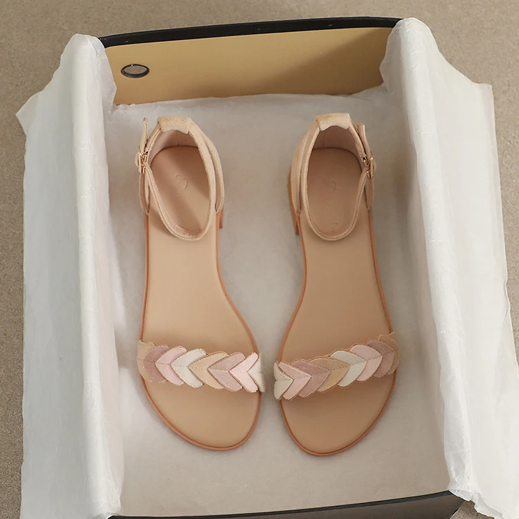 

Women New Sandals Bohemia Style Summer Shoes for Women Low Heels Sandals Beach Shoes Heart Flip Flops Zapatillas Mujer Sandals