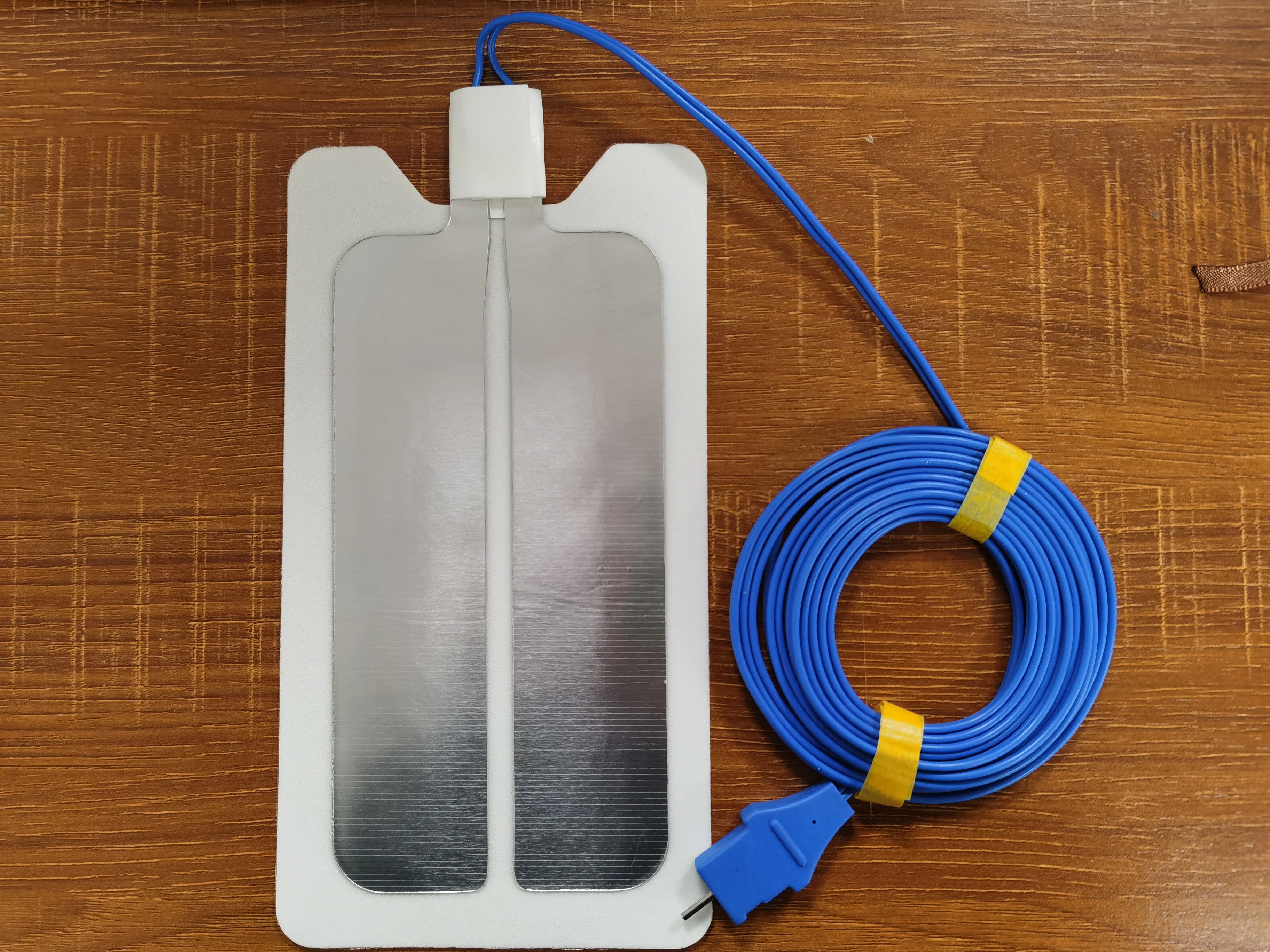 50-pcs-Disposable-neutral-electrode-plate-adhesive-ESU-grounding-pad ...