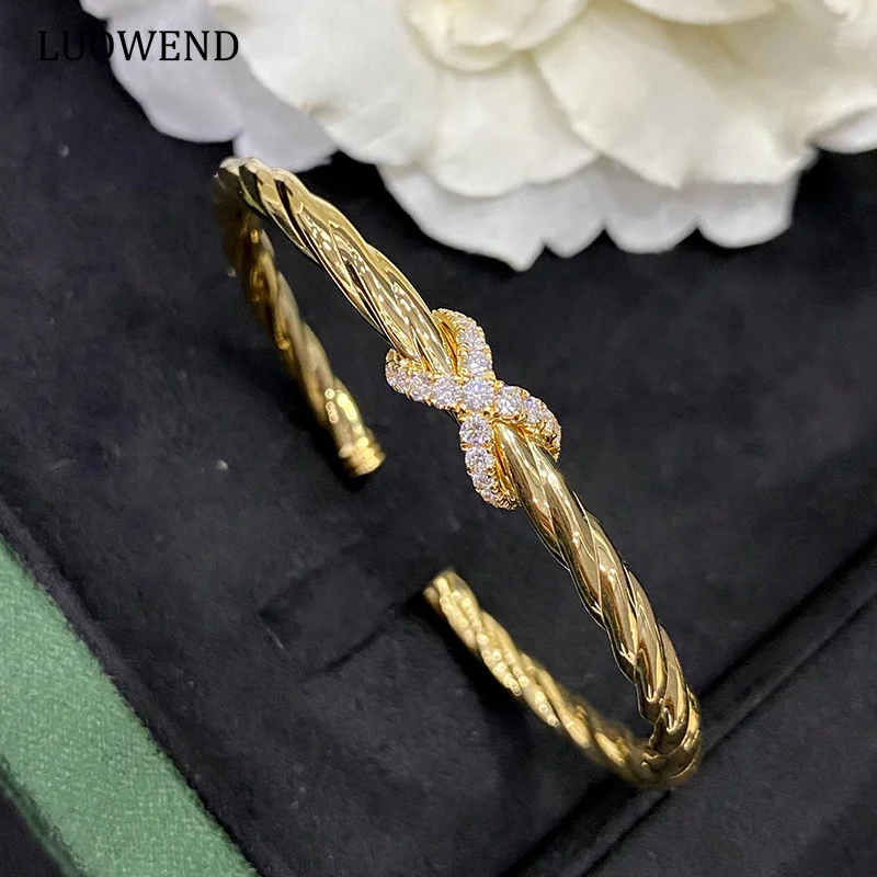 LUOWEND 100% 18K Yellow Gold Bracelet Shiny Real Natural Diamond Fashion Cross Design Cuff Bracelet for Women Engagement Party