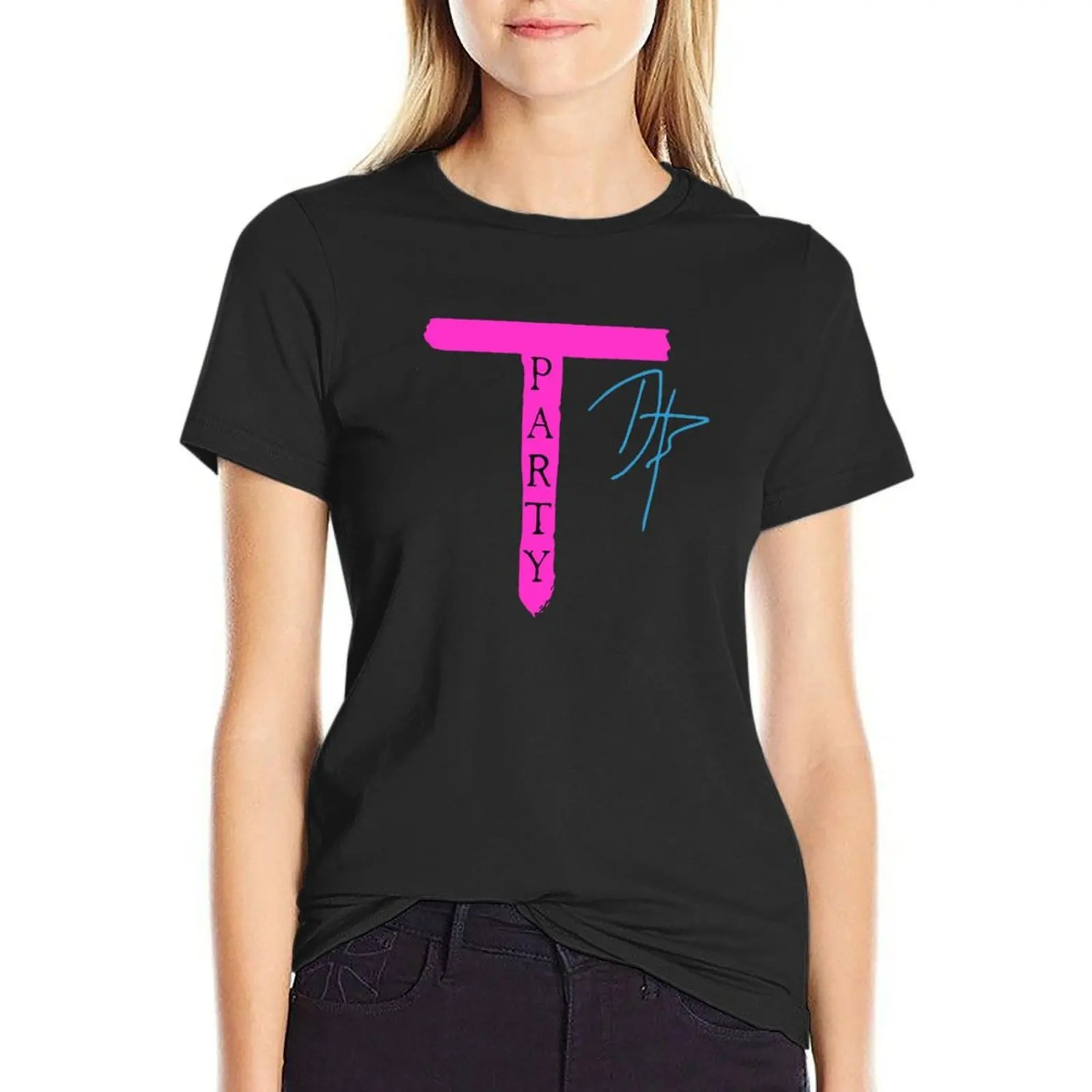 

The Animation Of Daz Games Party T-shirt graphics hippie clothes new edition t shirts for Women