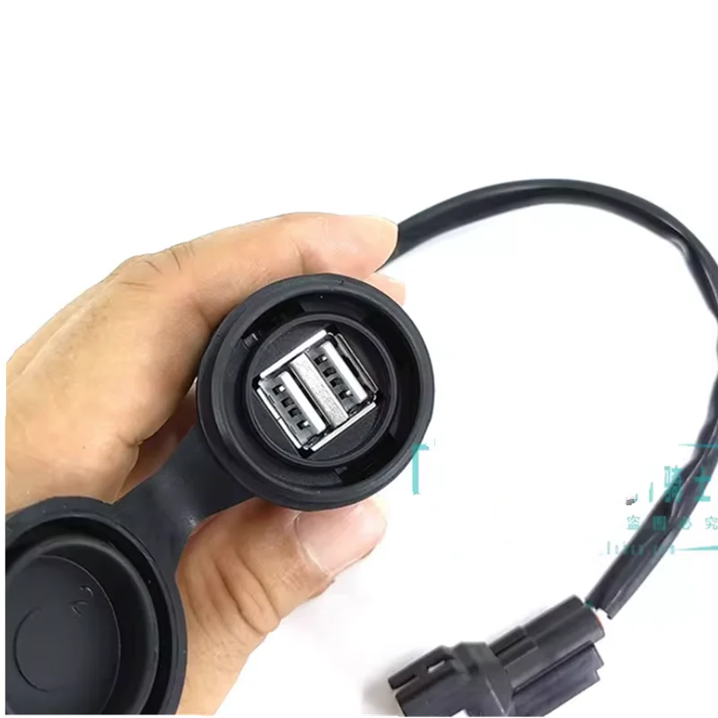 Motorcycle Output Socket Combination USB Charging Port For CFMOTO 800MT 800-5 CF800MT CF800-5 6WWV-150600-5000-10 CF MOTO MT800