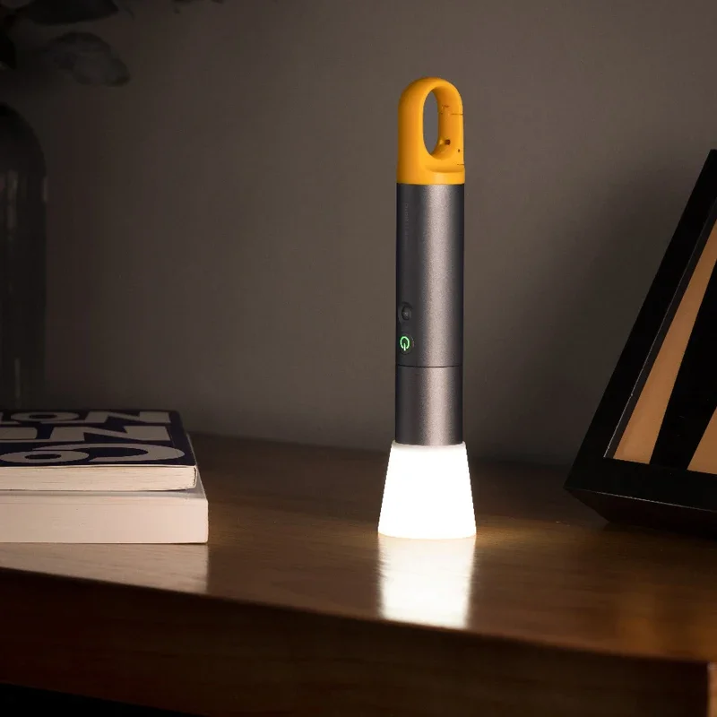 Ultrahelle LED-Taschenlampe, USB-aufladbar, 135.000 Lumen