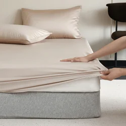 Luxurious Mulberry Silk Fitted Sheet with Elastic Bands - Smooth Non-Slip Bedding Cover - 200x220x30cm (Platinum Light Gold)
