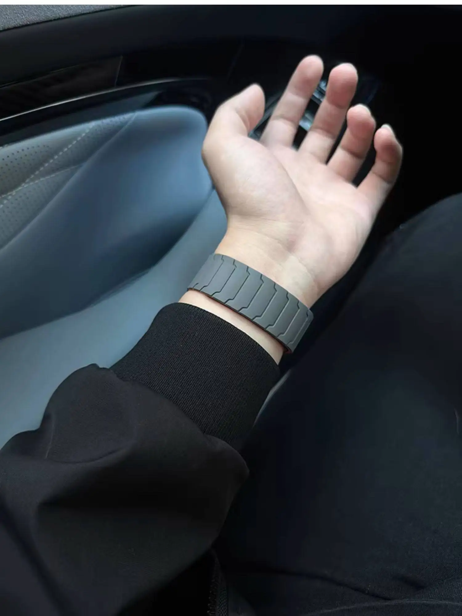 Magnetic Loop Silicone Strap, 20mm & 22mm Bracelet Band