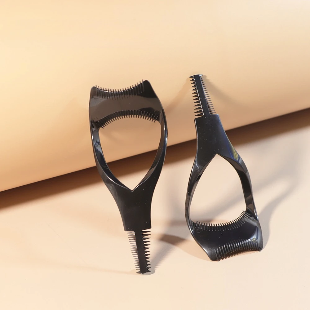 3 in 1 Eyelash Tools Makeup Mascara Shield Guard Curler Applicator Comb Beauty Cosmetic Tool Guide Card Makeup Tool 3 Colors New 14 S05e44cf71c634eb191afaa5f9dc59170E