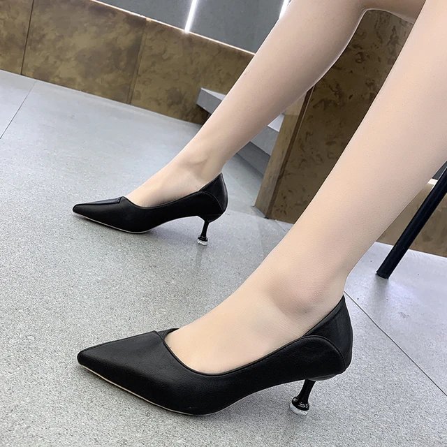 ECS - Shop these beautiful black heels with a 20% discount... | Facebook