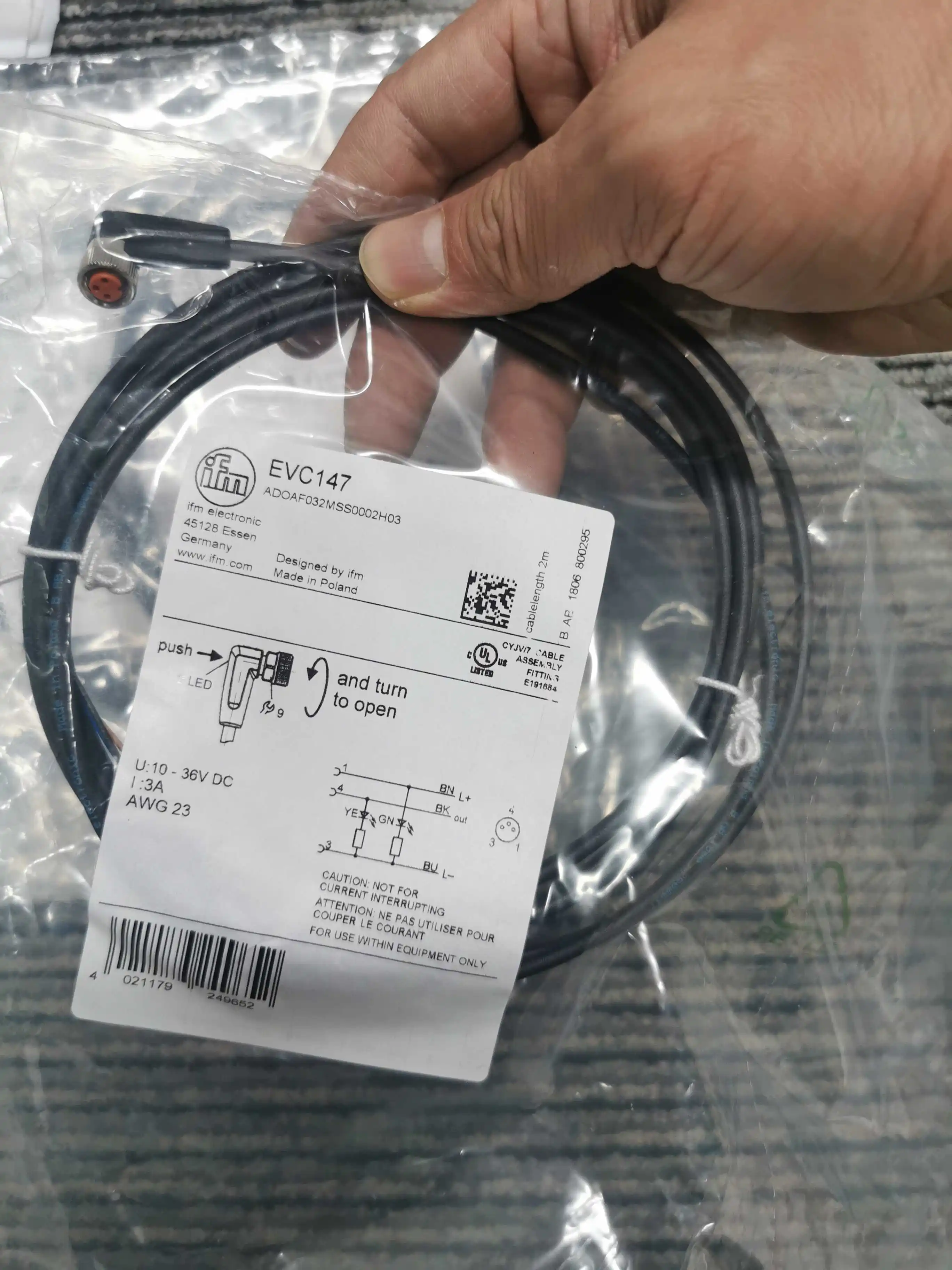 

New original IFM cable EVC147