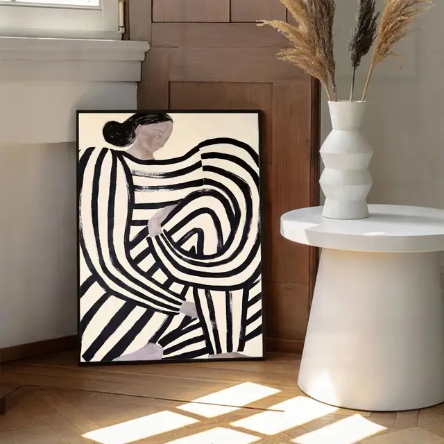 레트로와 현대의 조화로운 조합으로 거실이나 사무실 벽에 예술적인 분위기를 더하세요.