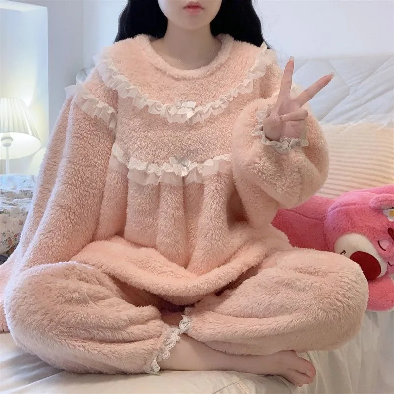 French Super Sweet Girl Coral Velvet Pullover Nightgown Female Autumn and Winter New Foreign Style Sweet Girl Warm Home Set