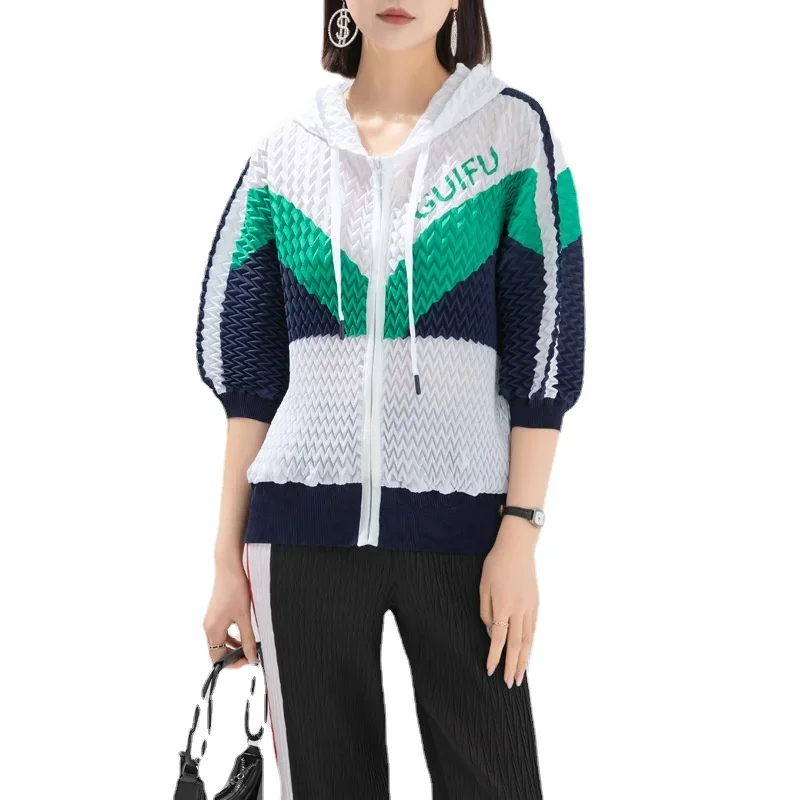 Miyake Pleated Fashion Loose Sweatshirt Jacket for Women 2024 Spring New Casual Versatile Contrast Color Hooded Zipper Top