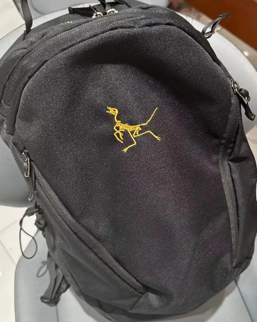 Bone bird double shoulder bag 26 liters black gold logo commuting mountaineering outdoor shoulder bag