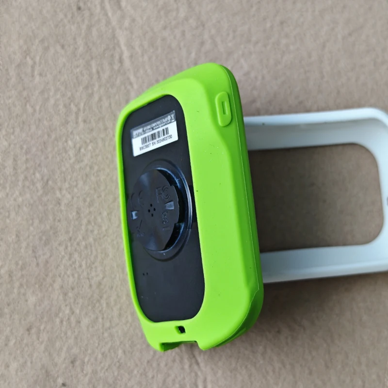 IGPSPORT BSC200S BSC300T Silikon-Schutzhülle Weiche Kantenschale Fahrradcomputer BSC300T Schutz mit Trageband und Displayschutzfolie – Detail 9