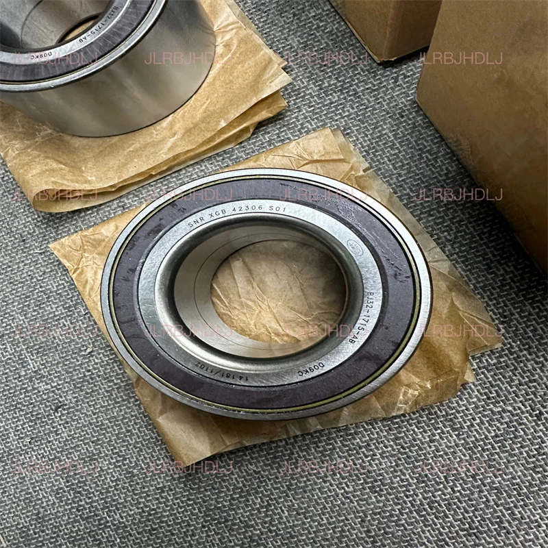 ι Ŀ   , LR133541, LR122585, LR070453, LR024267