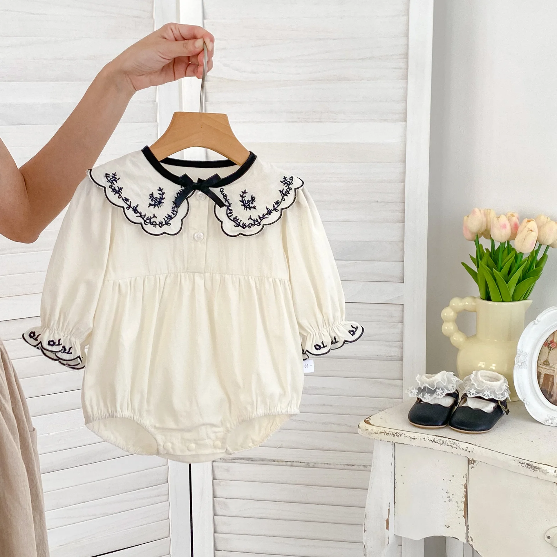 Baby Girl Embroidered Collar Bodysuit 3