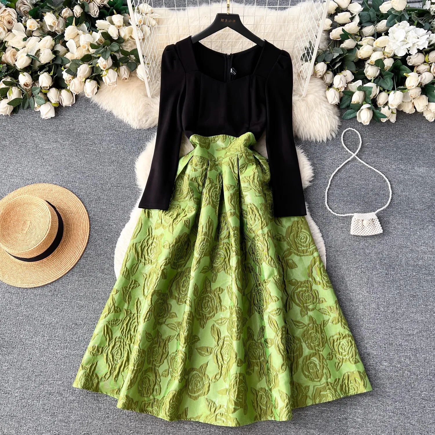 

Designer Runway Autumn Winter Ball Gown Midi Dress Vintage Women's Square Collar Black Patchwork Green Jacquard Party Vestidos