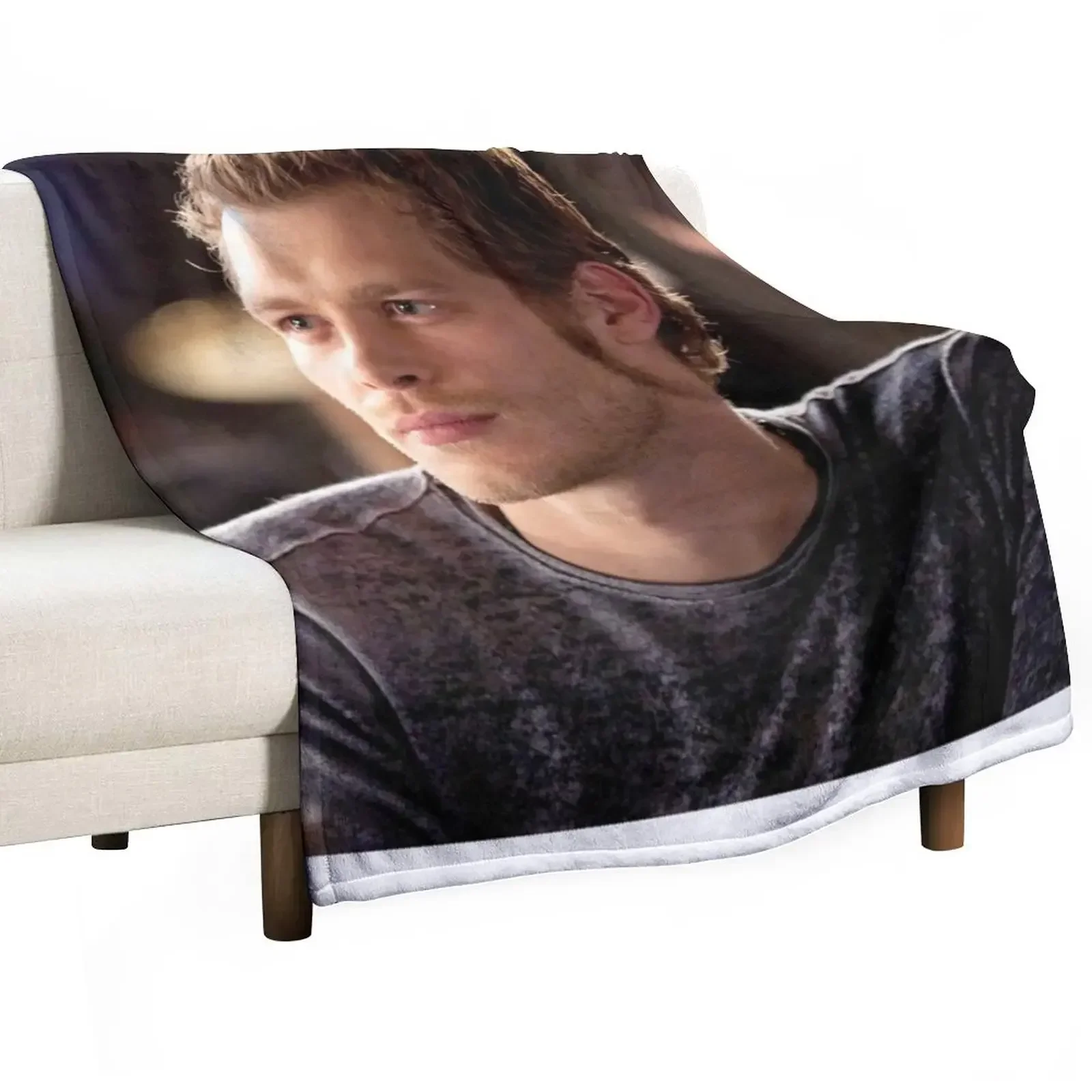 

klaus mikaelson Throw Blanket Fluffy Softs Bed Fashionable Nap Blankets