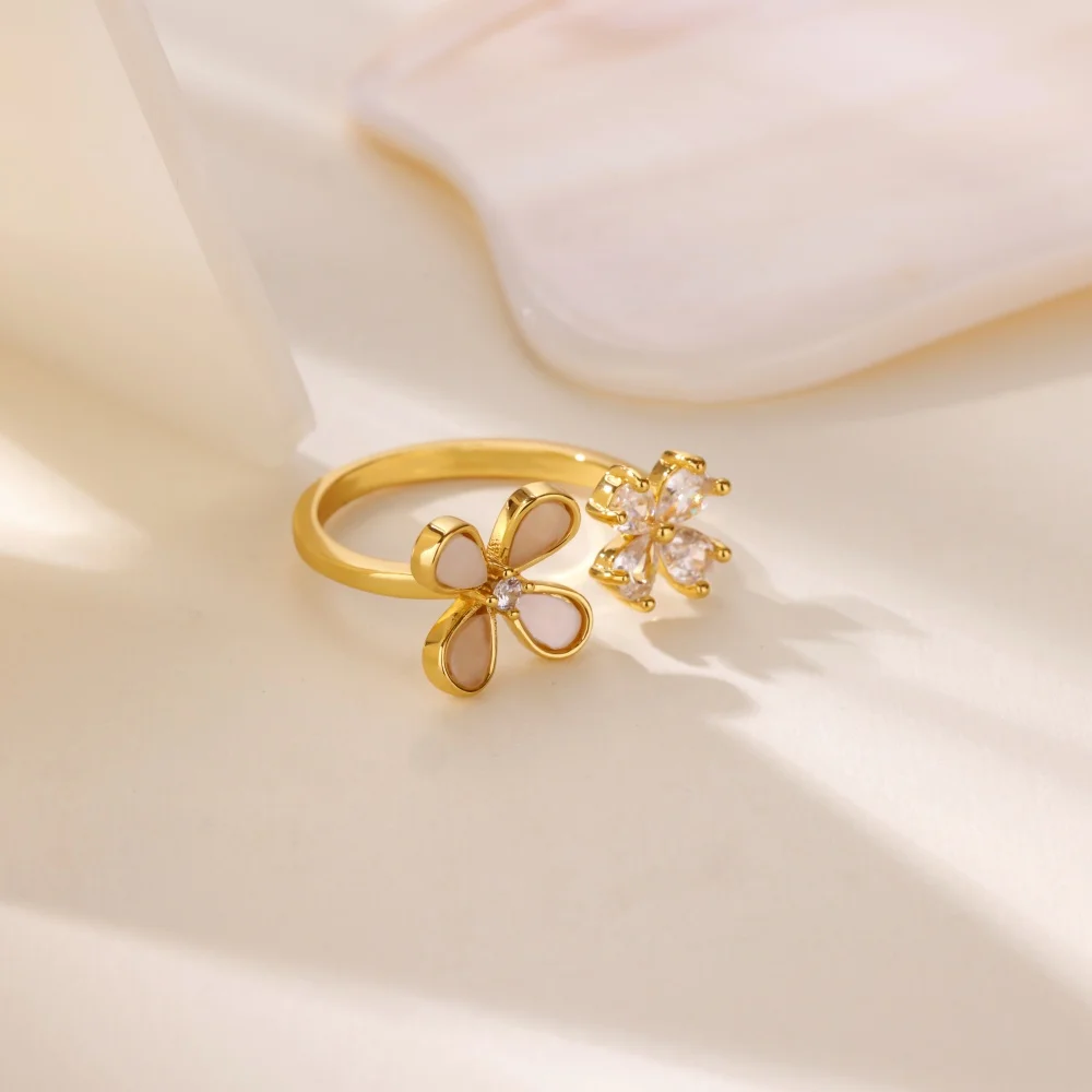 Four Leaf Clover Zircon Rings for Women