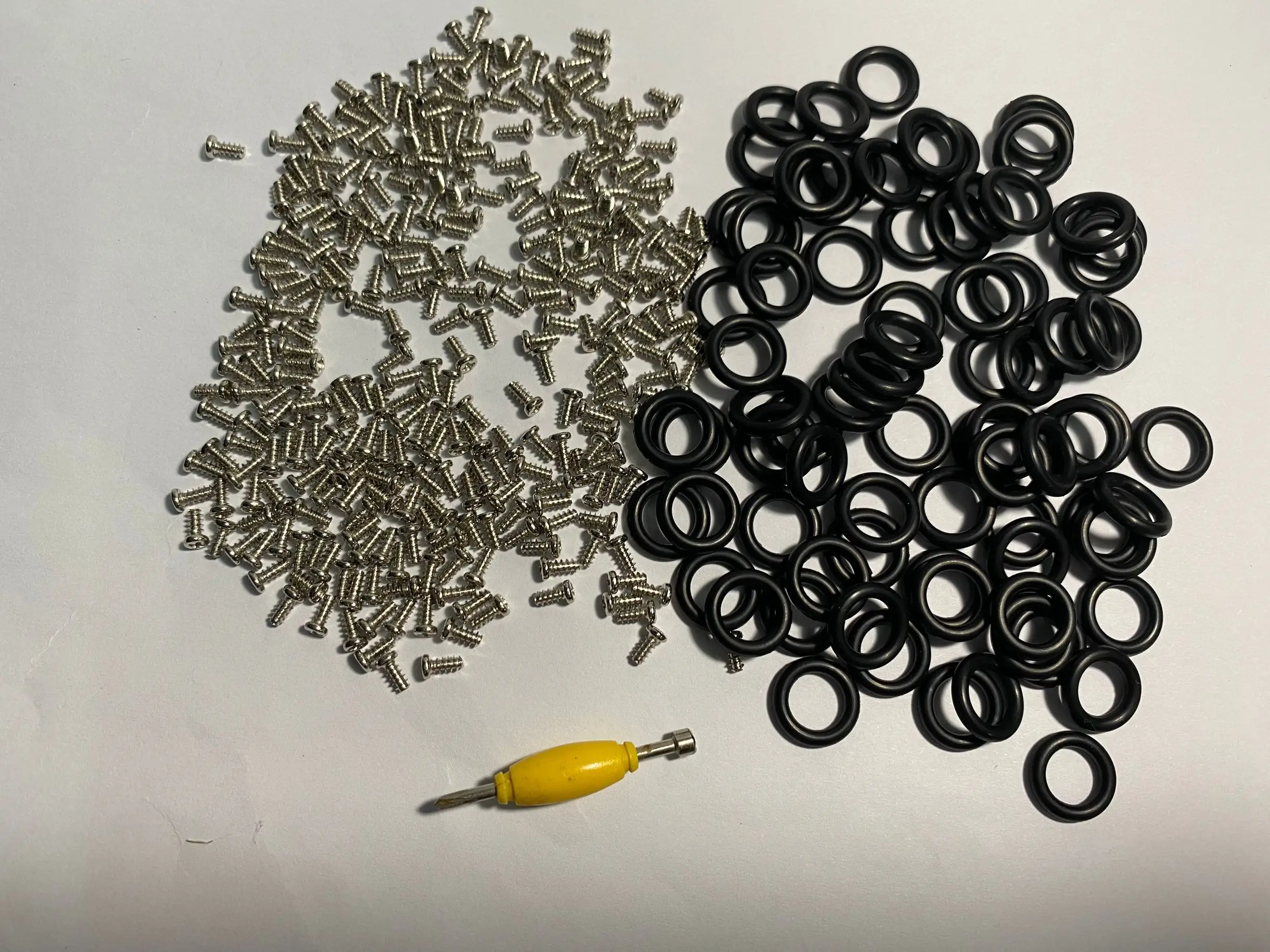 

100PCS O-RINGS Waist Bands + 100PCS Screws fit for GI JOE 3.75'' Cobra Action Force