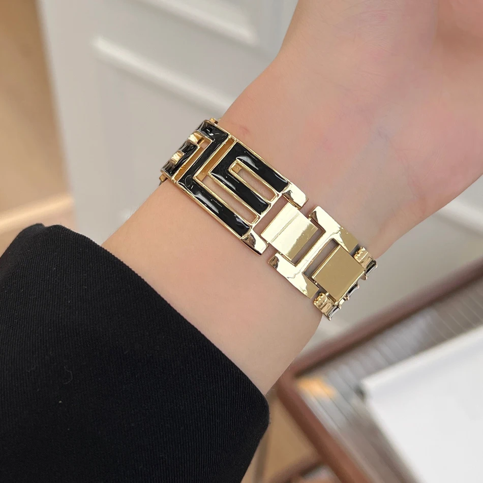 Elegant Spiral Cross Strap Bracelet