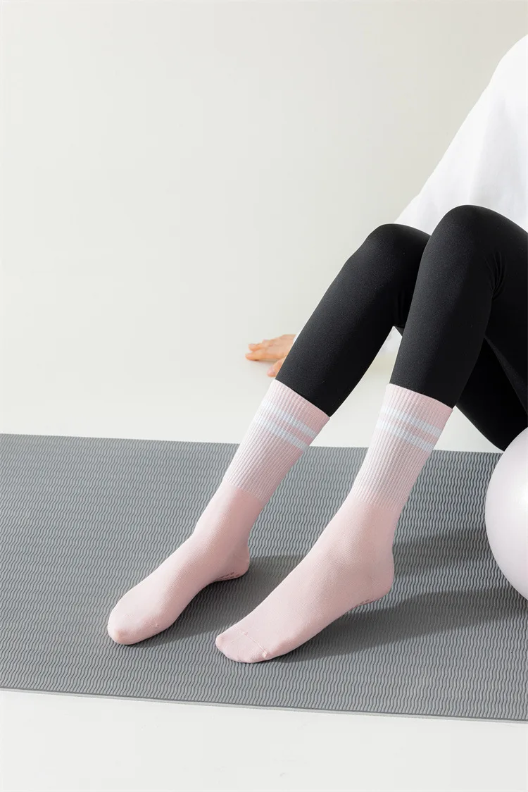 Ladies Ballet Dance Gym Elastic Fitness Cotton Non Slip Socks Women Breathable Grip Anti Slip Yoga and Pilates Socks for Woman 54 S05f7db662fb54f0b8275c6fa41bb66cb0
