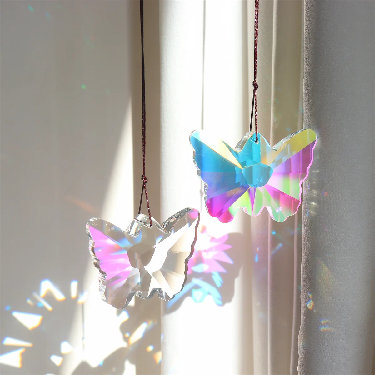 

Butterfly Sun Catcher Crystal Stained Glass Suncatcher Hanging Decoration Rainbow Maker for Window Ornament Garden Outdoor Decor