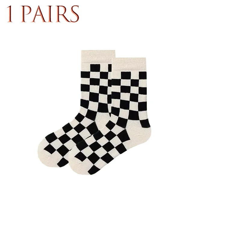 

Women's Socks Black And White Spring And Autumn Cotton Socks Plaid Pattern American Retro Street Diamond Green Medium Tube Socks