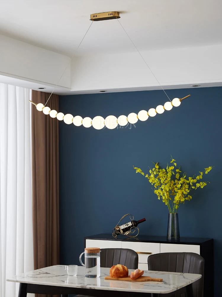 

Люстра для ресторана в скандинавском стиле, простой современный аксессуар для бара, роскошное художественное ожерелье с искусственным жемчугом, лампы