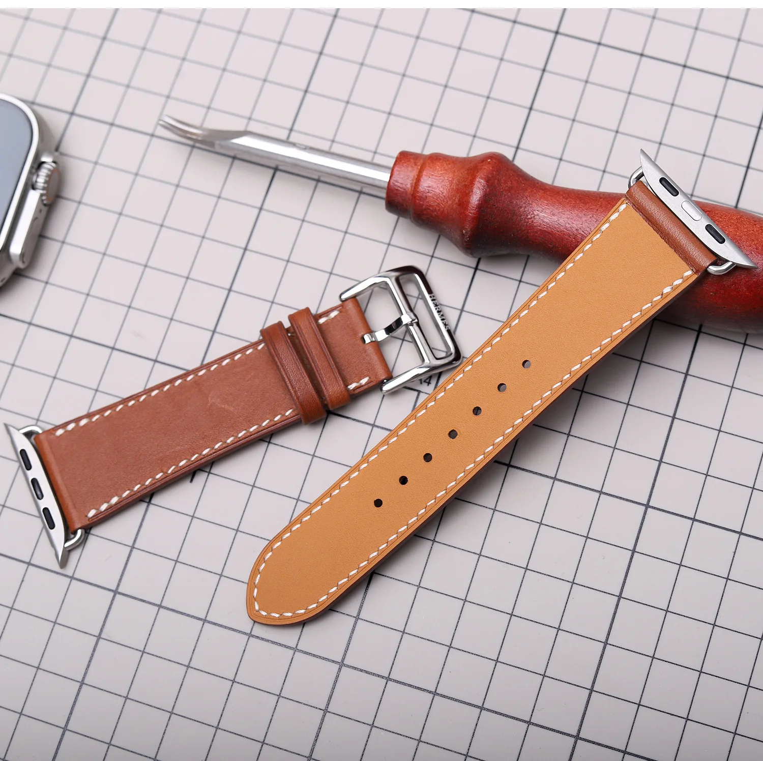Premium Leather Strap for Apple Watch - Elegant and Durable Bracelet Correa