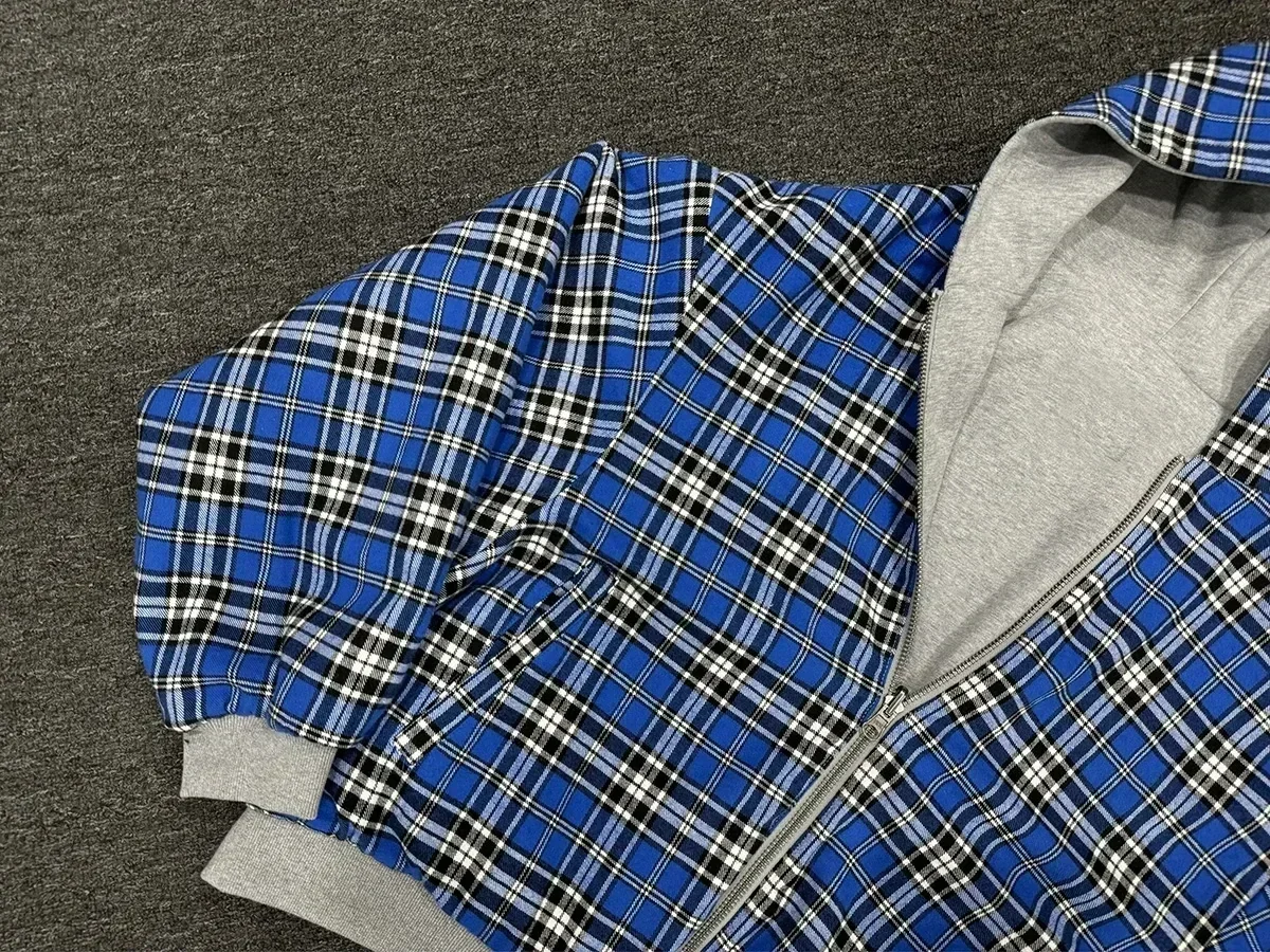 BiggOrange Hoodie Style 8