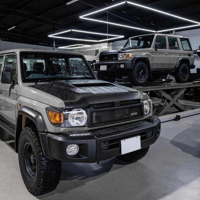 مصابيح أمامية  لتويوتا لاند كروزر LC76