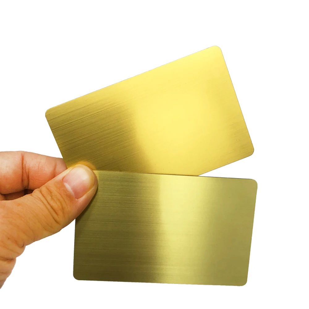 216 칩 포함 NFC 카드, 13.56MHz 주파수, 888 바이트 스토리지, PVC 및 레이저 인쇄 가능 금속 마감, 5 팩