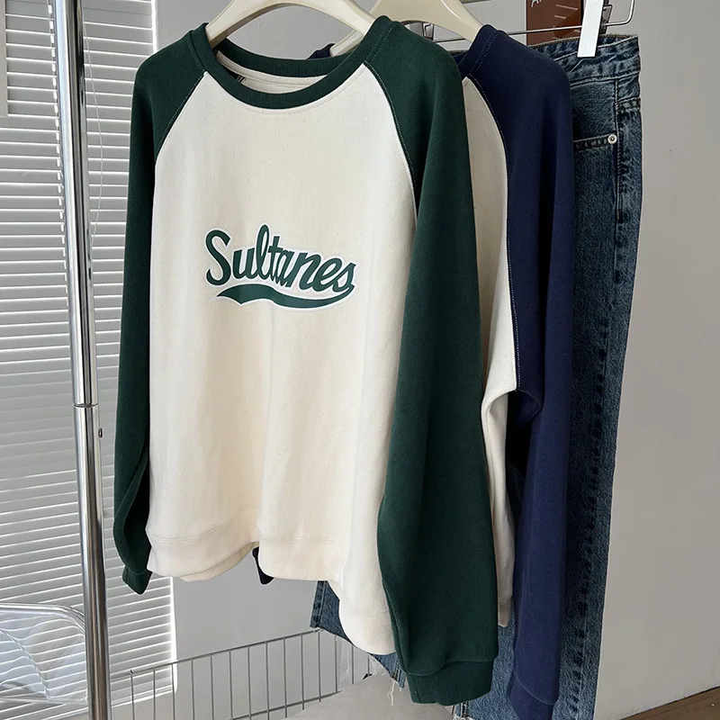 

American retro letter printed round neck pullover sweater lazy wind loose raglan sleeves contrast Joker top