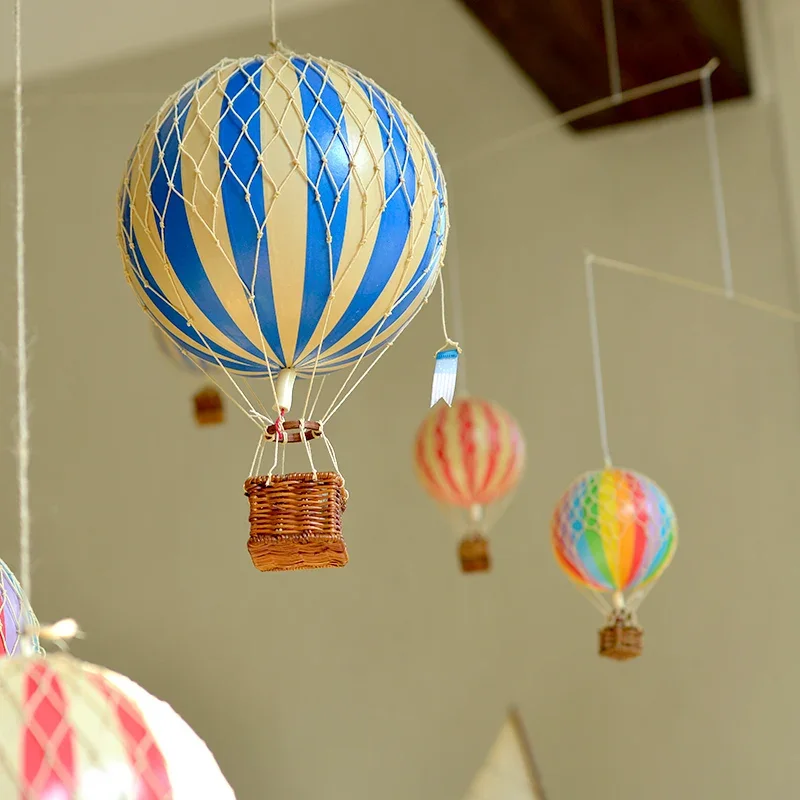 

Genuine Goods Children's Room Decorative Ornaments Romantic Travel Medium Hot Air Balloon Model