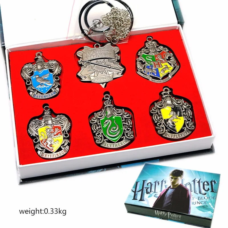 thumbnail image 1 of Broche y anillo con insignia de metal con reloj de arena y giratiempo de Harry Potter, varita mágica de Quidditch, llavero con piedra mágica, caja de regalo, 1 of 5