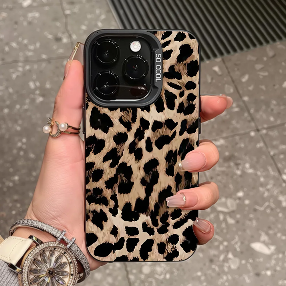 Leopard Print Hard Matte Phone Case - Stylish and Durable Cover