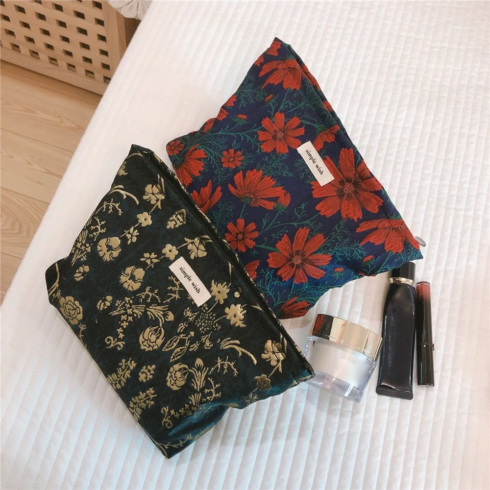 

Косметичка из хлопка и льна, тканевая Сумочка для косметики с цветочной вышивкой, Вместительная дорожная сумка на молнии для хранения