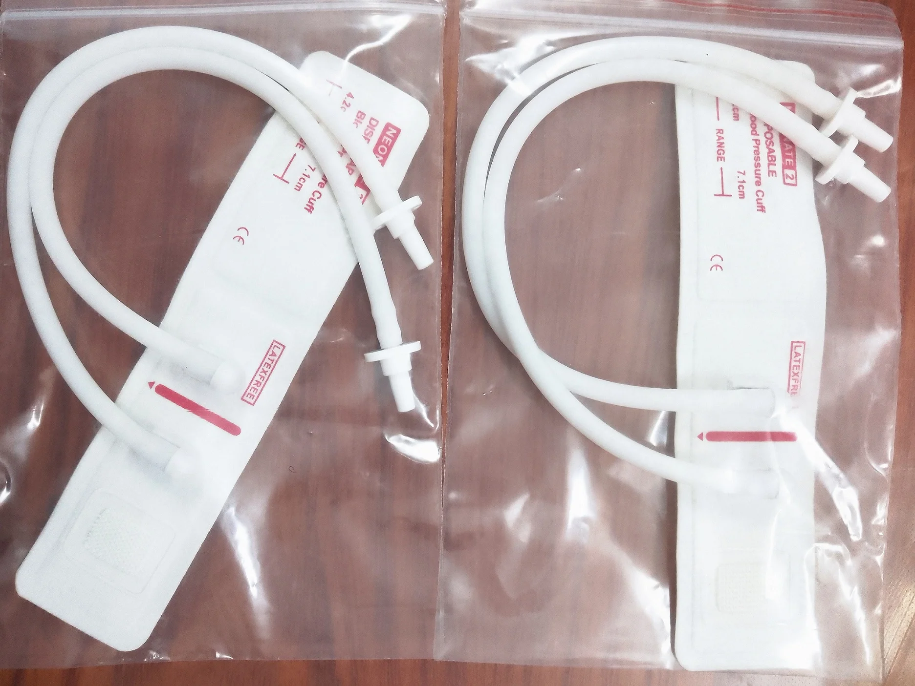 

free shipping 1pcs blood pressure cuff disposable blood pressure cuff two tube non woven neonatal nibp cuff