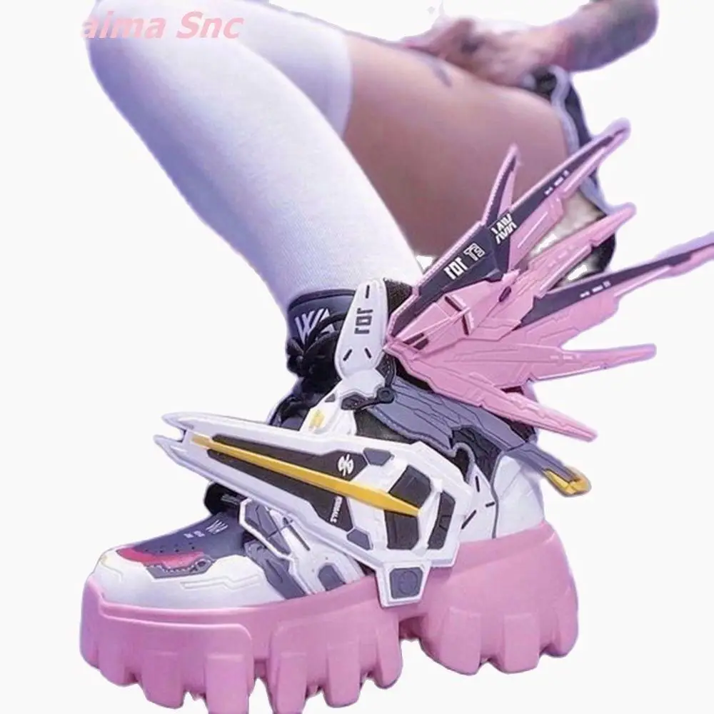 2022 New Brand Leather Couple Men's and Women's Sneakers Casual Side Wings Lace Up Cool Colors Luxury Platform Running Shoes