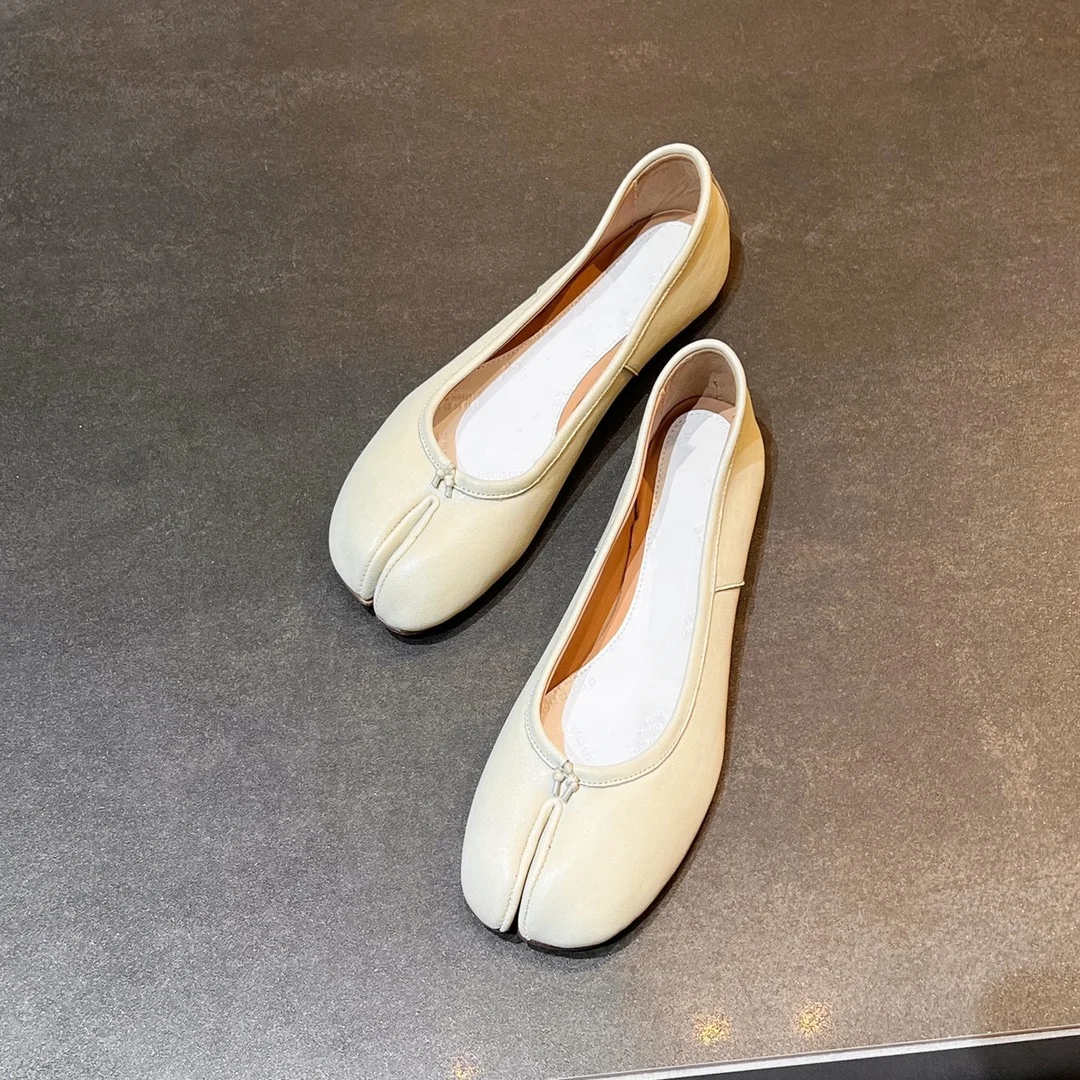 Genuine leather pig trotters split toe women's shoes round toe shallow mouth ballet flat sole women's singles shoes