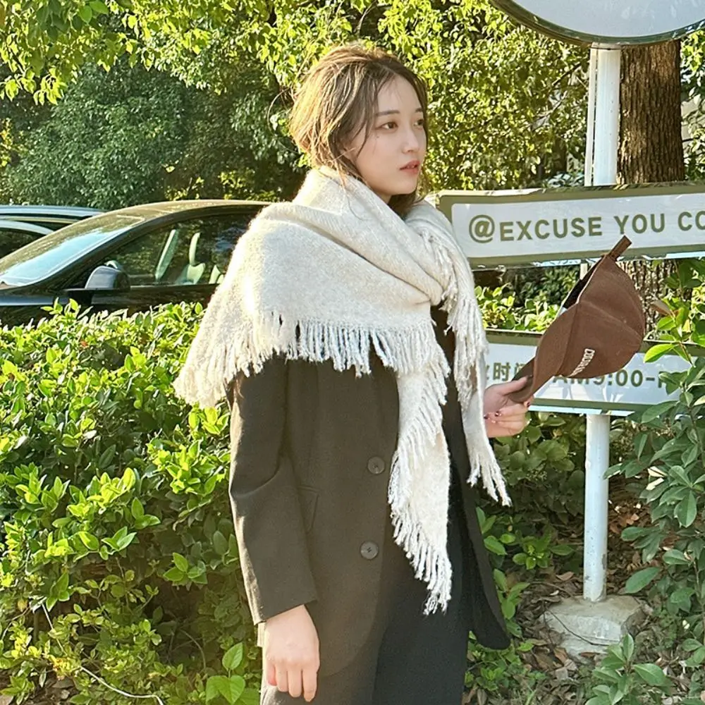 High Quality Winter Triangle Shawl Versatile Tassel Knitted Shawl Wraps Thickned Cold Proof Blanket Scarf for Women 3