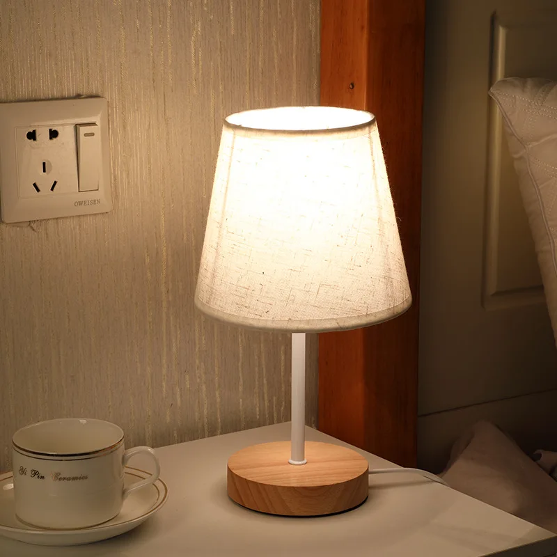 

Wooden Table Lamp USB Powered Nightstand Lamp Warm Light Bedside Lamp With Cylinder Lamp Shade Desk Light Bedroom Home Decor