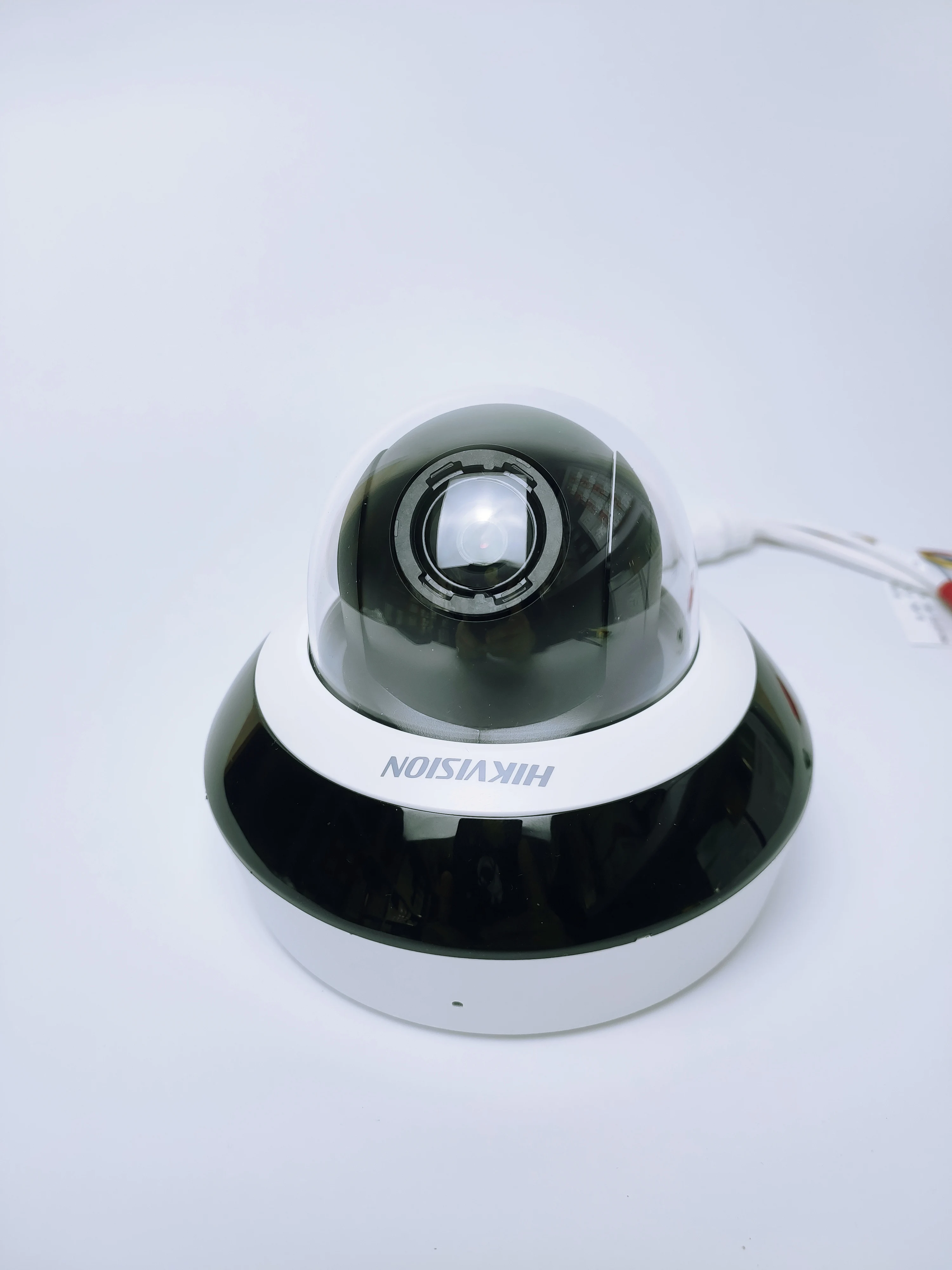 الجملة Hikvision Mini PTZ 4MP DS-2DE2A404IWG1-E/W...