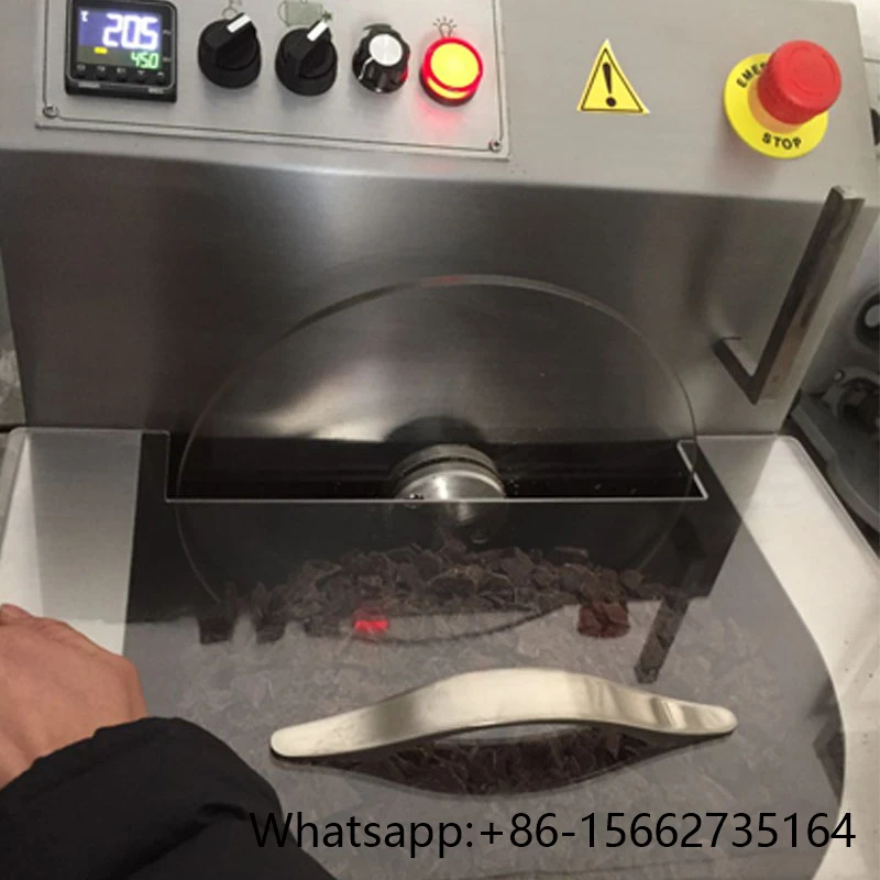 High Quality 8kg Chocolate Tempering Machine With Vibration Table 110v / 220v Chocolate Melter Combined With Vibrator