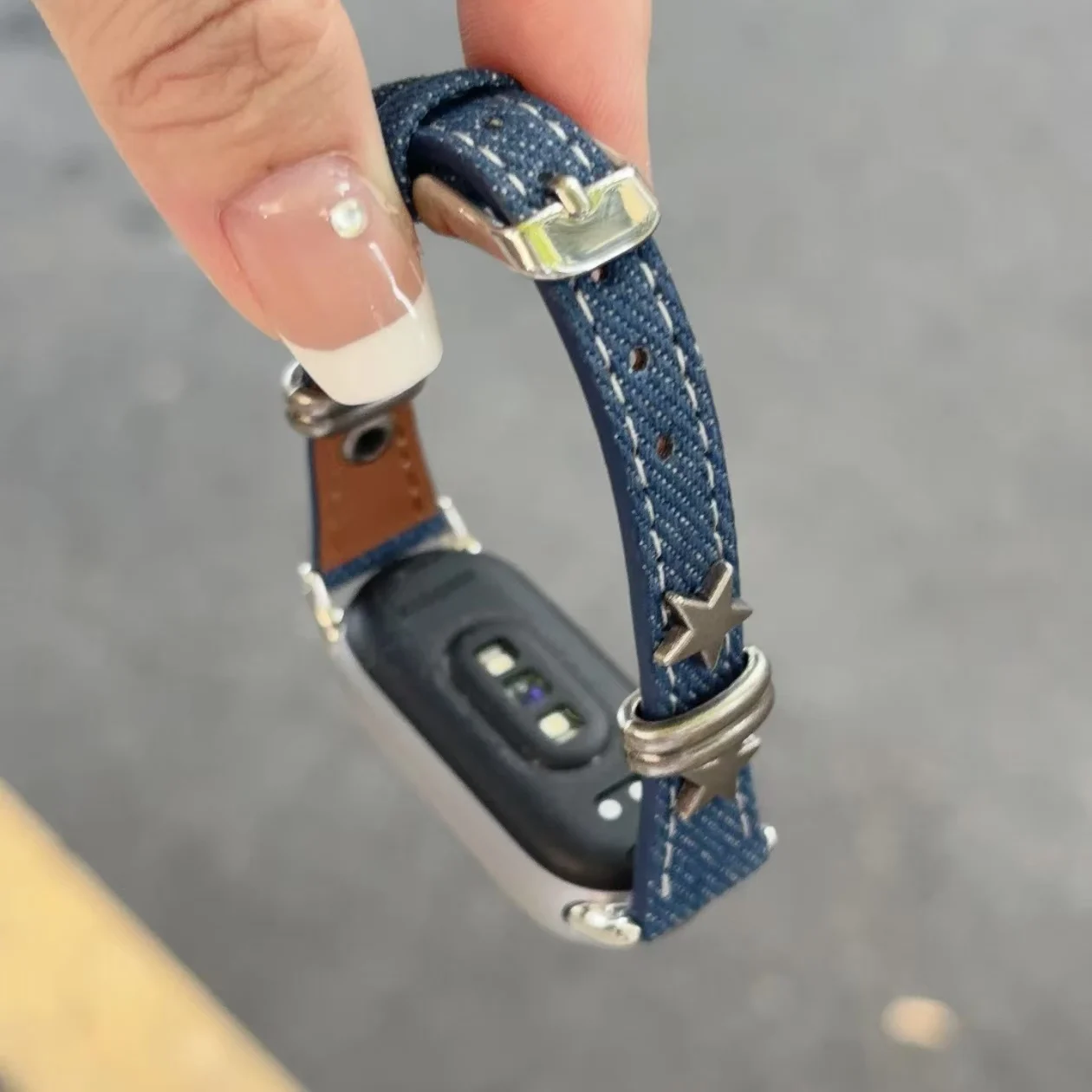 Stylish Bracelet Strap for Xiaomi Smart Bands - New Design