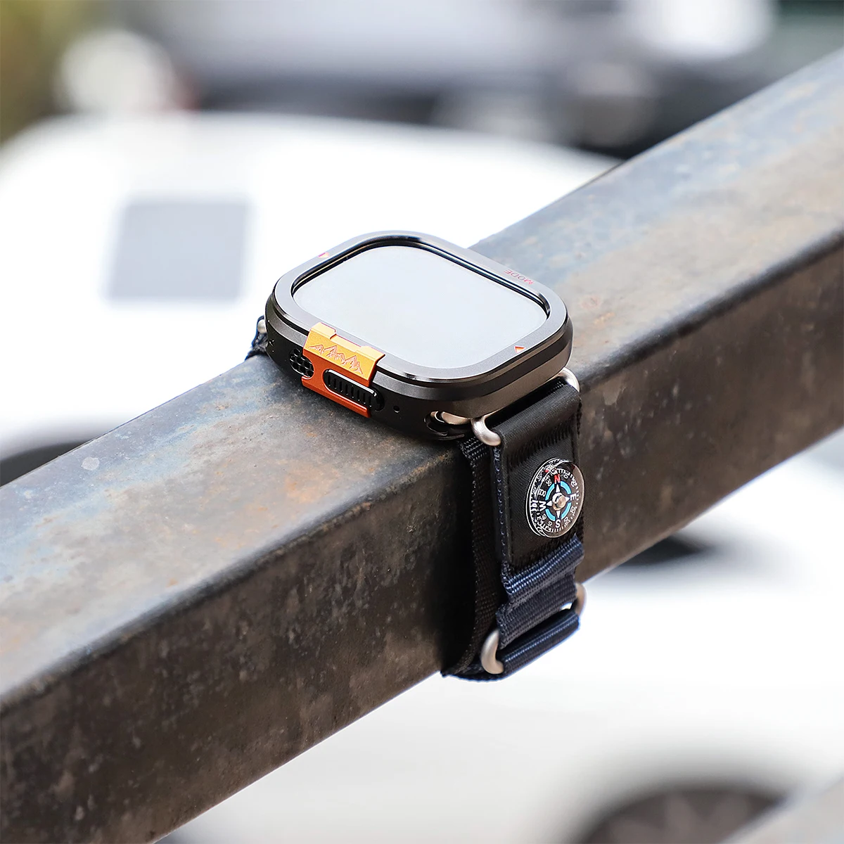 Sleek Metal Alloy Apple Watch Protector Case - Durable Aluminum Cover & Bumper Frame
