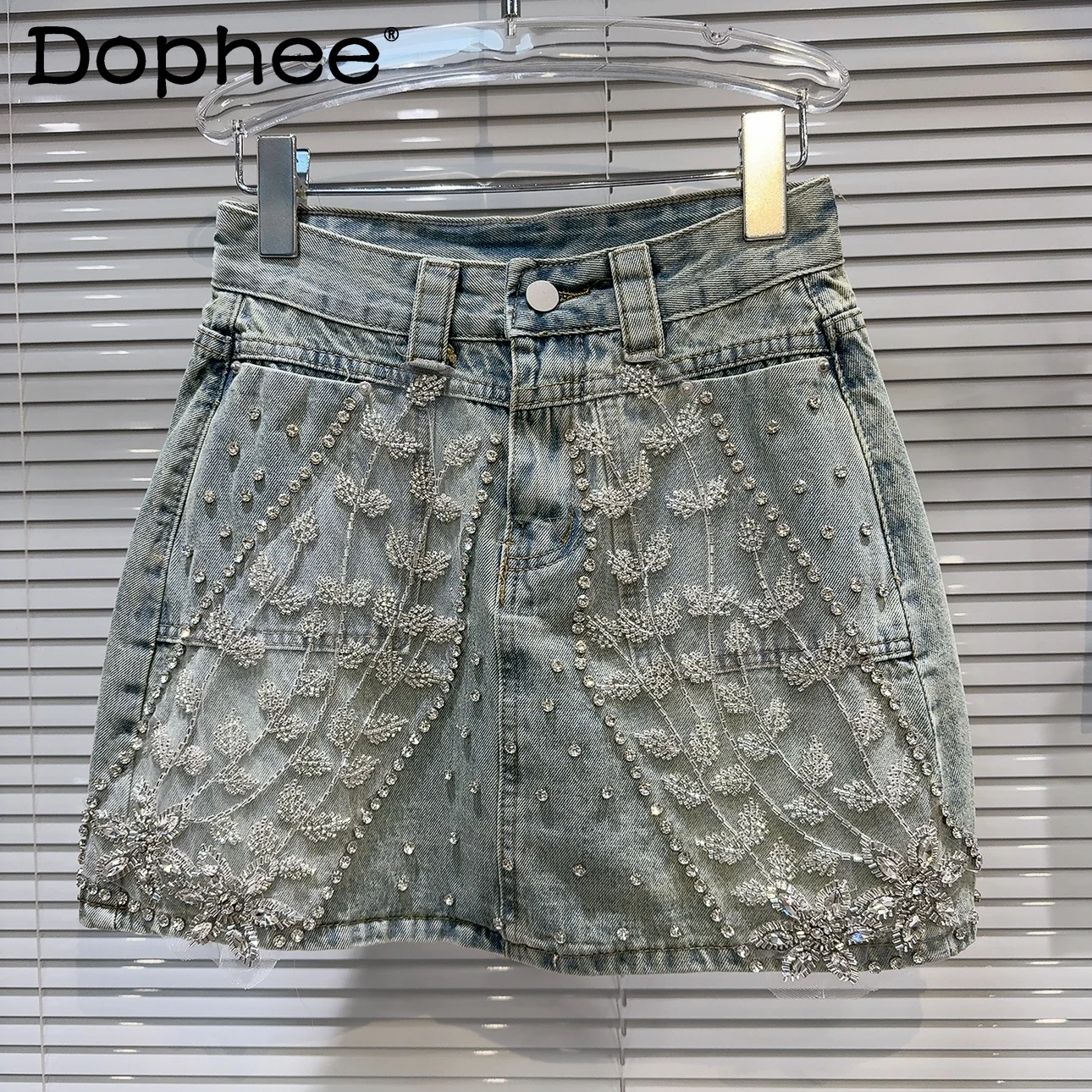 

Fashion Bead A- Line Skirts Female 2024 Summer New Embroidery Heavy Industry Net Yarn Stitching Denim Skirt Women Mini Skirt